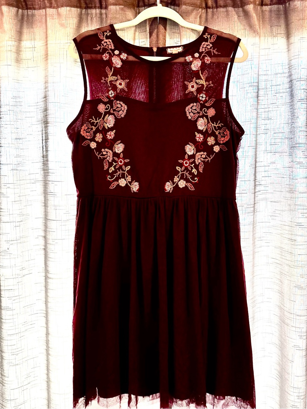 Women’s Floral Embroidered Midi Dress